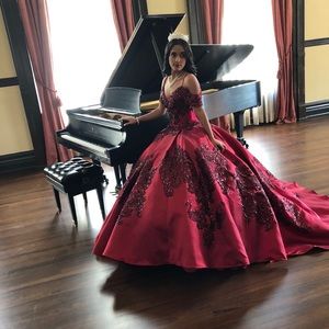 Meet your Posher, Annalis